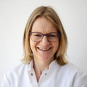 Dr. Ulrike Bachmann-Holdau