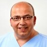 Funktionsoberarzt Michael Wiesinger, Facharzt für Anästhesiologie Zusatzbezeichnung: Spezielle Schmerztherapie